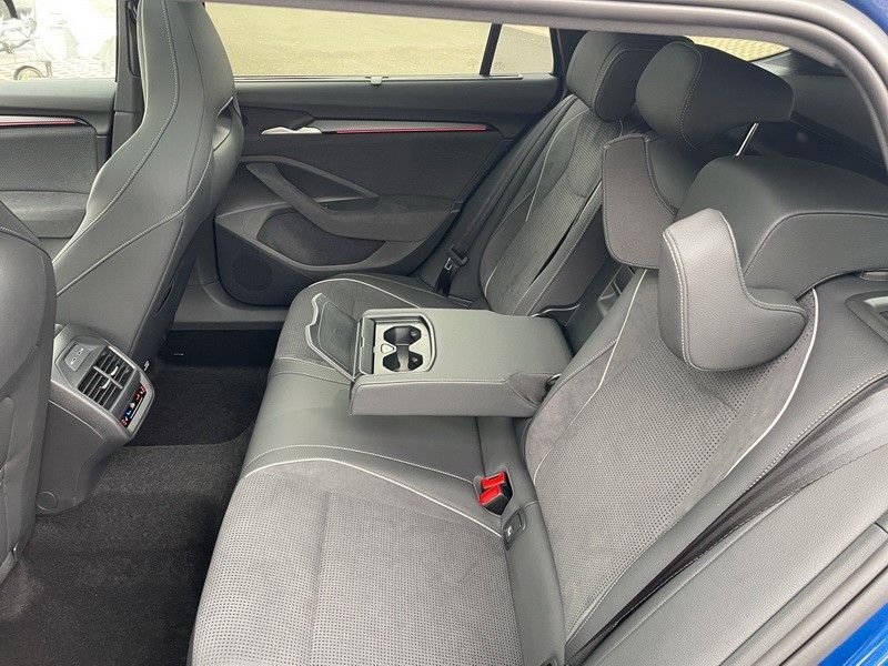 Skoda Superb - Bild 10