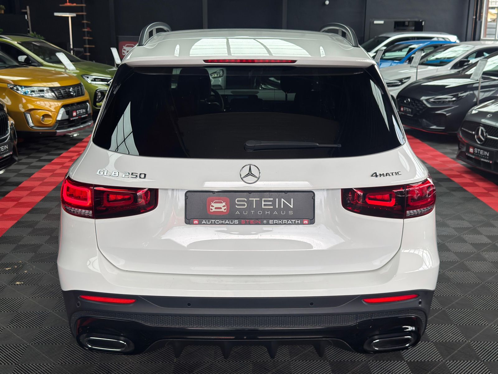 Mercedes-Benz GLB 250 4Matic AMG Burmester Night DAB foto 2
