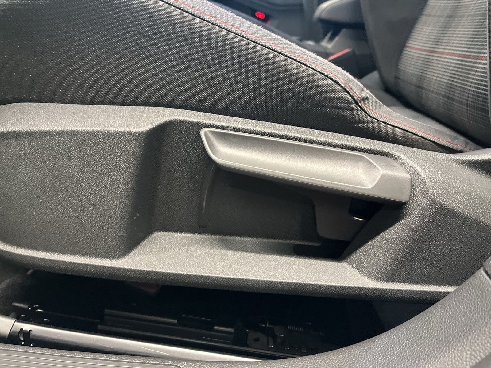Volkswagen Golf - Bild 14