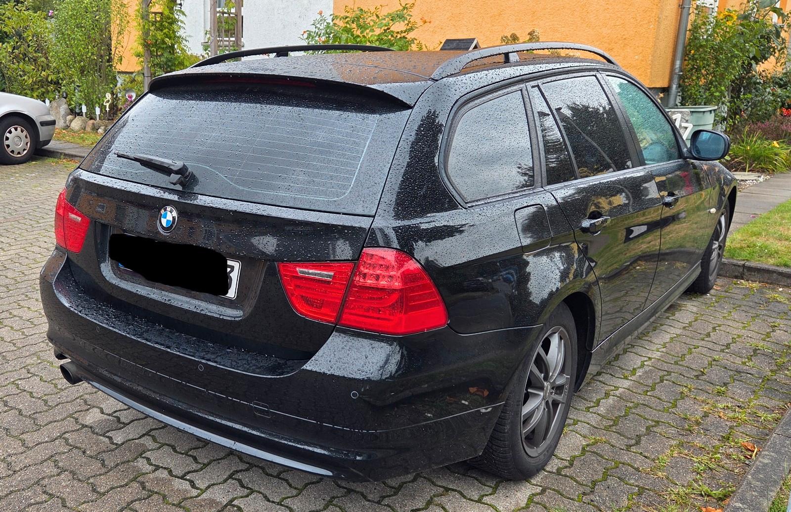 BMW 318 2009 — photo 5
