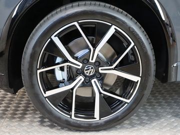 Fahrzeugverkauf 30 Volkswagen Tiguan 2.0 TDI 142 kW 4M R-Line Panodach 20 Zoll