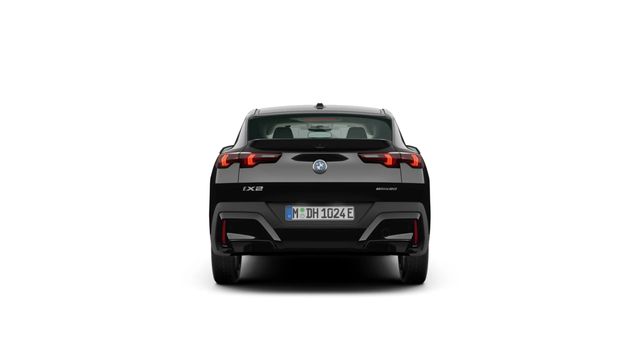 Foto Nummer 4: BMW iX2