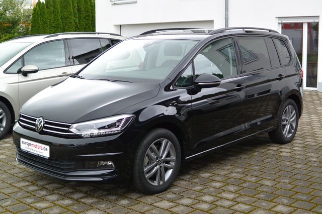 Volkswagen Touran Edition 1.5TSI Kamera Sitzh. AHK SOFORT !