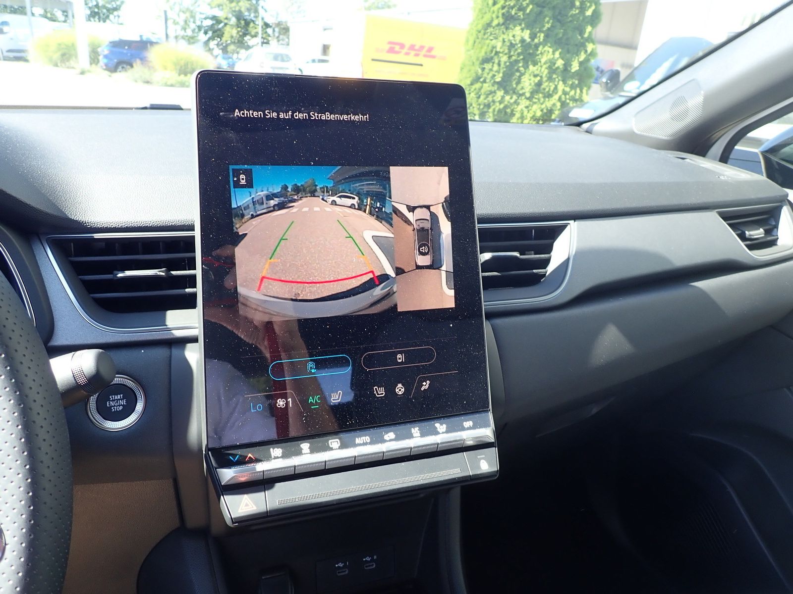 Fahrzeugabbildung Renault Captur Techno Mild Hybrid 140