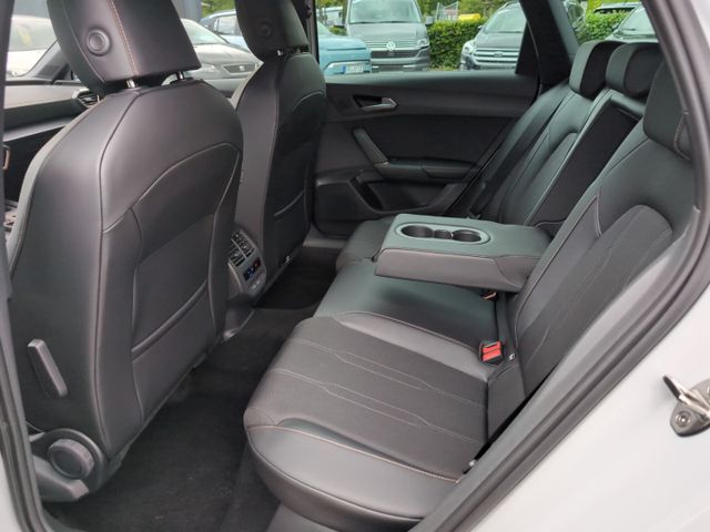 Leon ST / UPE: 50.650,- € / 1.5 e-HYBRID EDGE AH