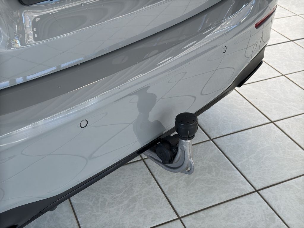Fahrzeugabbildung Mercedes-Benz A 200 AHK*LED*PDC*ParkAss*Sportp.*SpurH*SpurW*LM