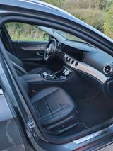Mercedes-Benz Mercedes Benz E400 d 4 Matic T - Garantieverläng - Mercedes-Benz E 400 mit Diesel-Antrieb: Automatik