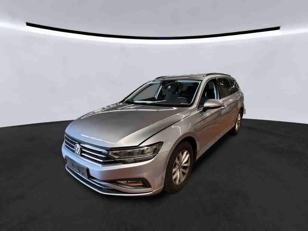 Volkswagen Passat Variant DSG   ACC*DAB*NAVI*LED*CARPLAY