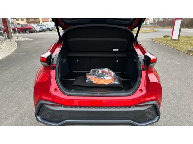 Fahrzeugabbildung Toyota C-HR 2.0 Plug-In Hybrid Team Deutschland