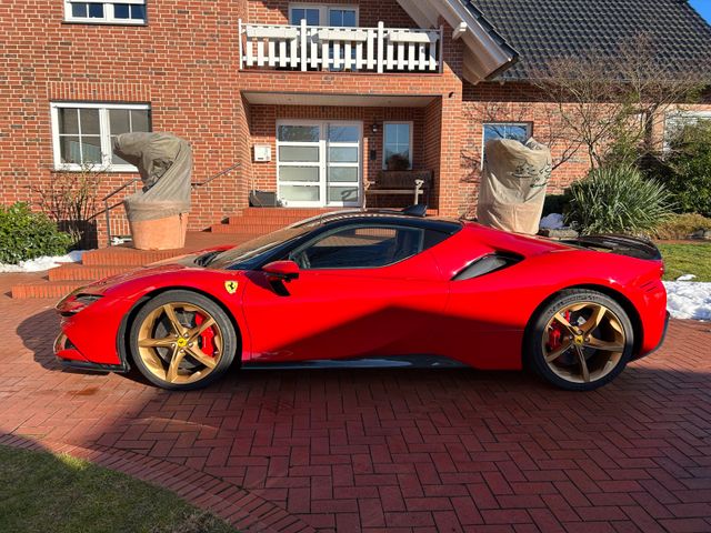 Ferrari SF90 Stradale Assetto Fiorano KARBON JBL