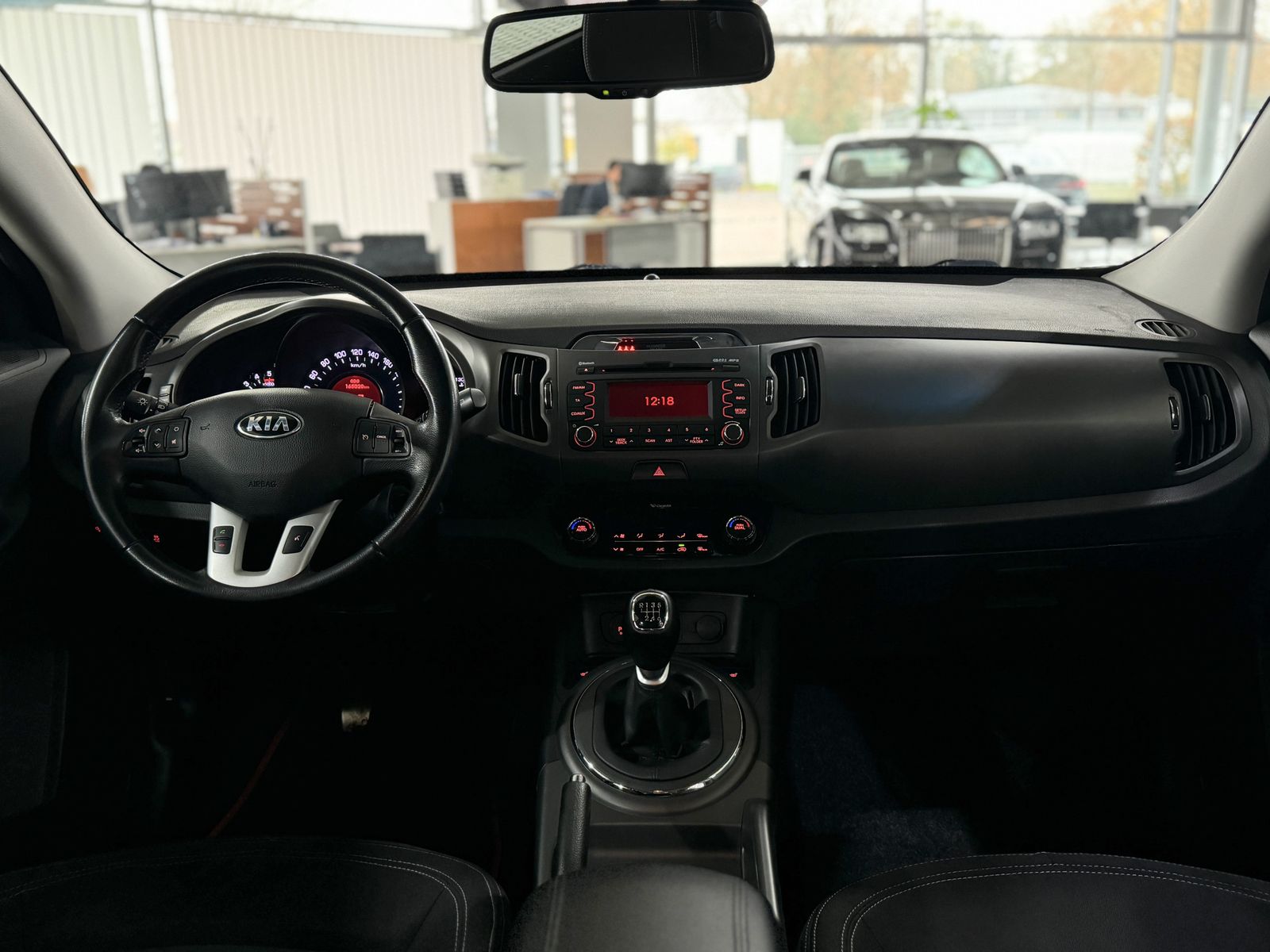 Fahrzeugabbildung Kia Sportage 1.7 CRDi 2WDKamera AHK PDC Sitzhzg Navi