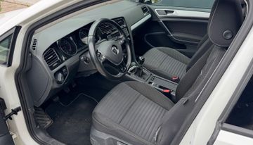 Volkswagen Golf - 12
