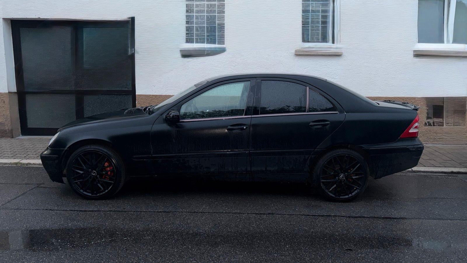 Mercedes-Benz C 200