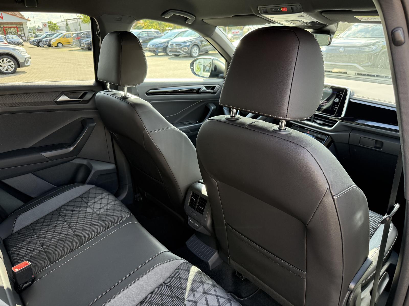 Volkswagen T-Roc R-Line,18-Zoll,IQ-Drive,R.Kam,Kessy,Side., миниатюра 23