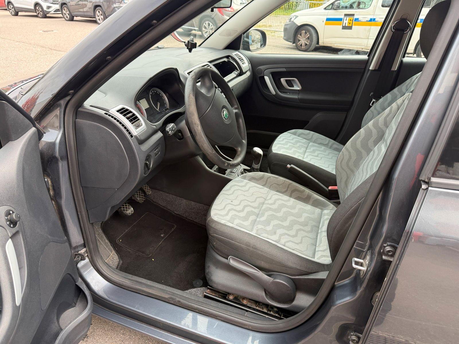 Skoda Fabia 2008 — photo 9
