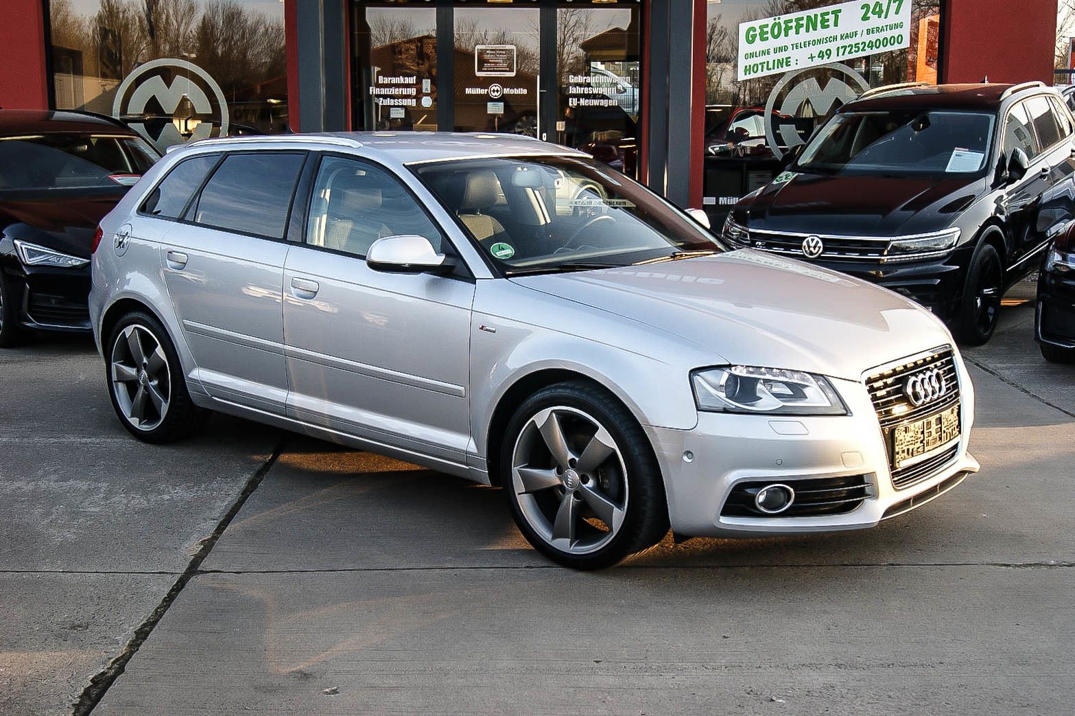 Fahrzeugabbildung Audi A3 Sportback 20TDI S-LINE DSG XENON NAVI SPORT