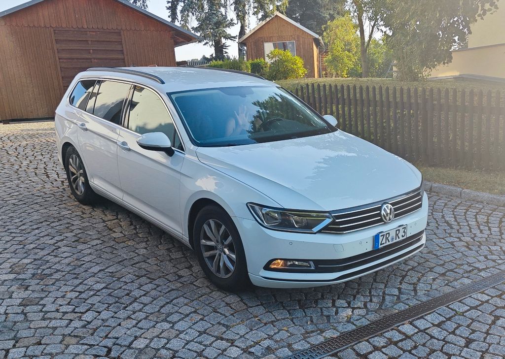 Image of Volkswagen Passat Variant