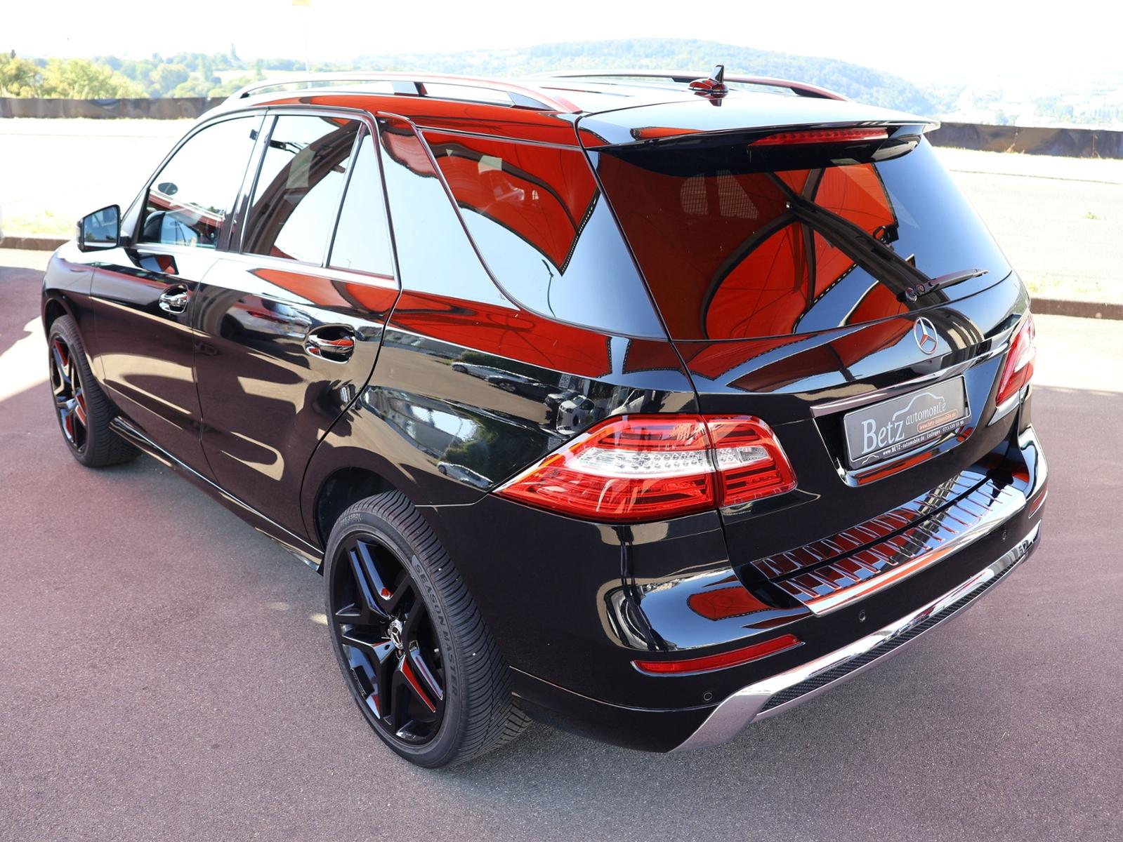 Mercedes-Benz ML 350 4M CDI LEDER CAM AMG 21" GSD
