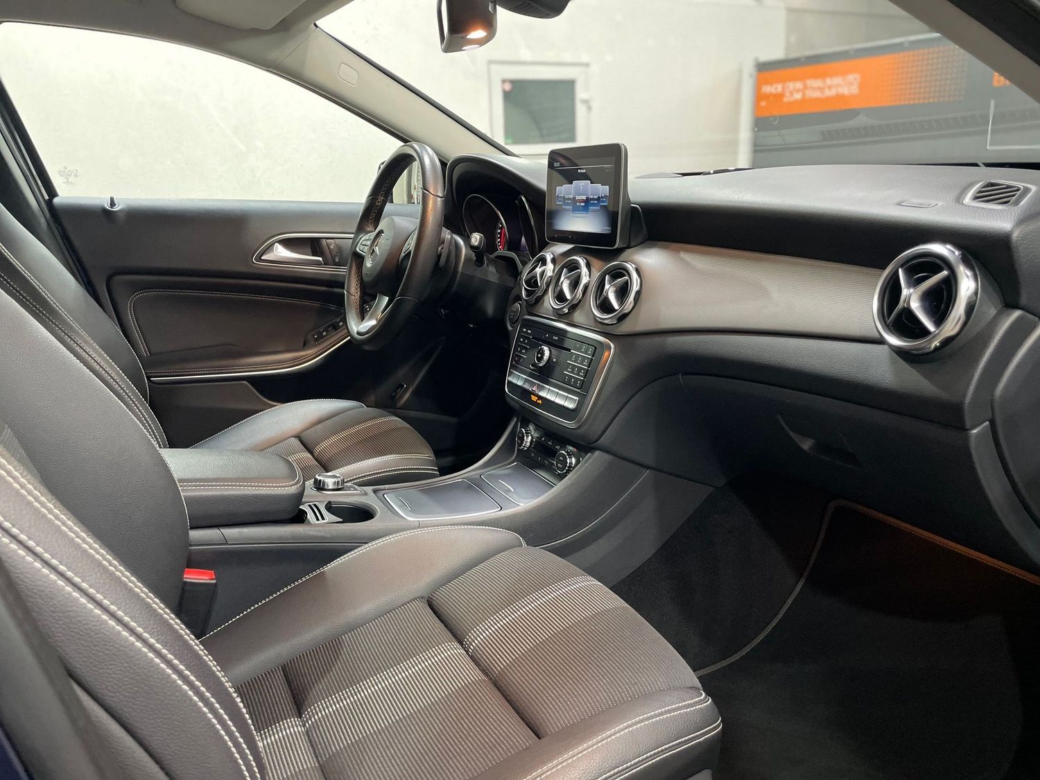 Fahrzeugabbildung Mercedes-Benz GLA 220 CDI 4Matic Off-Road#Sport#LED#Ambiente#K