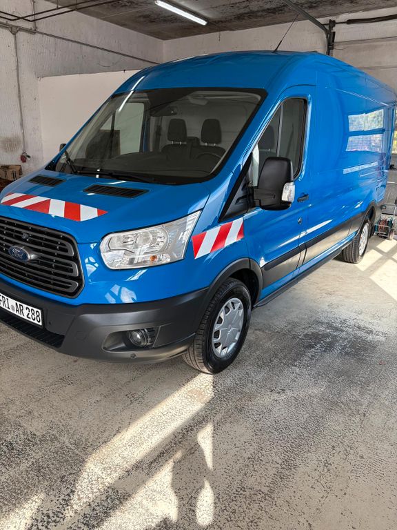 Image of Ford Transit