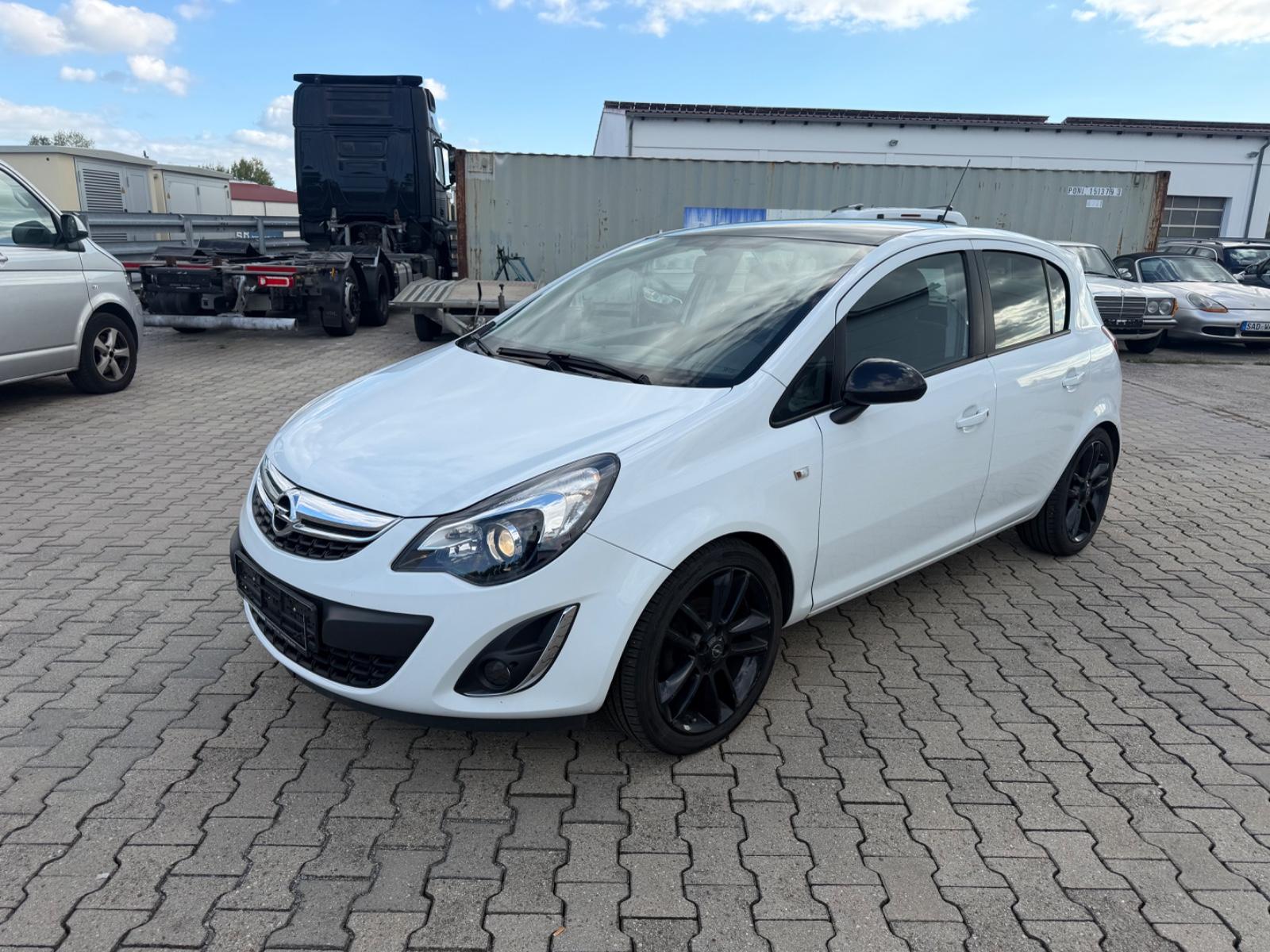 Opel Corsa D Color Edition 1,4,,,Tüv Jan 2028