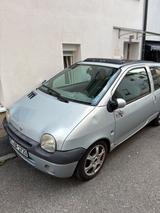 Renault Twingo 1.2 Automatik TOP KEINE PROBLEME - Renault Twingo mit Benzin-Antrieb: Kleinwagen, Automatik, 1.2