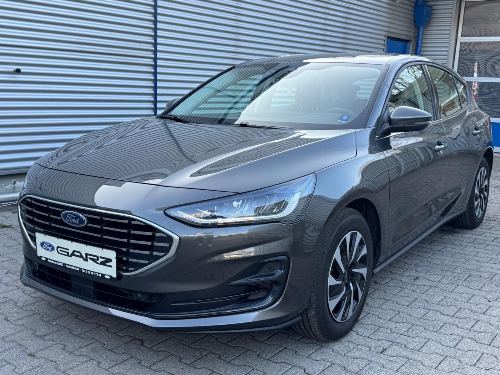 Ford Focus Titanium Lim Hybrid Automatik *ACC*LED*