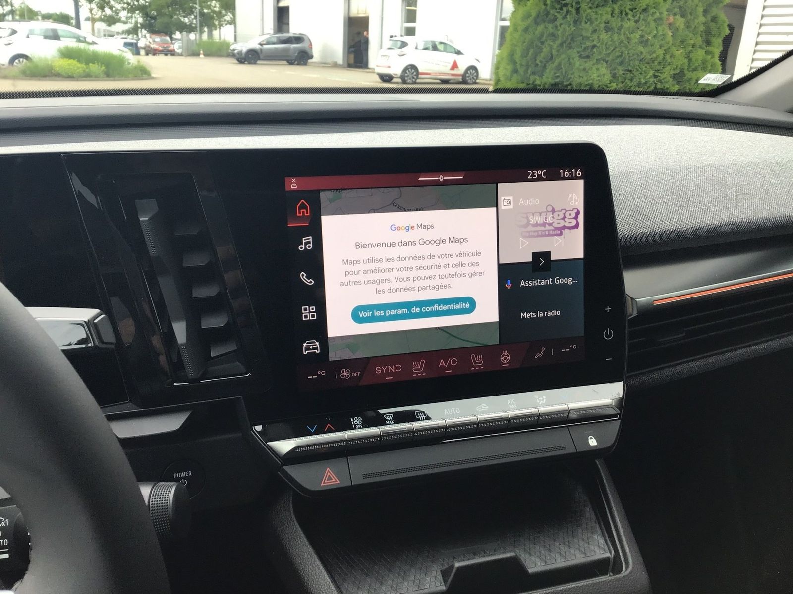 Fahrzeugabbildung Renault Megane E-Tech 100% Techno 220 Comfort Range 60KW