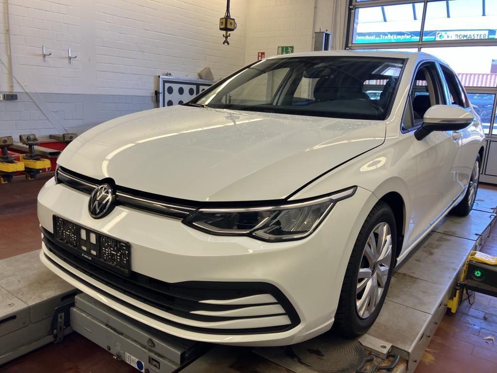 Volkswagen Golf Life 1.5 TSI ACT LANE/SHZ/CARPLAY/NAVI/LED