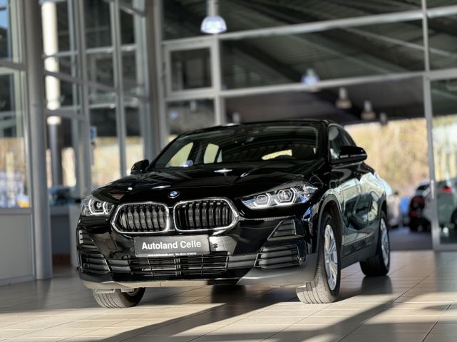 BMW X2 xD25e Panorama Kamera HUD DAB Navi+ LED Alarm