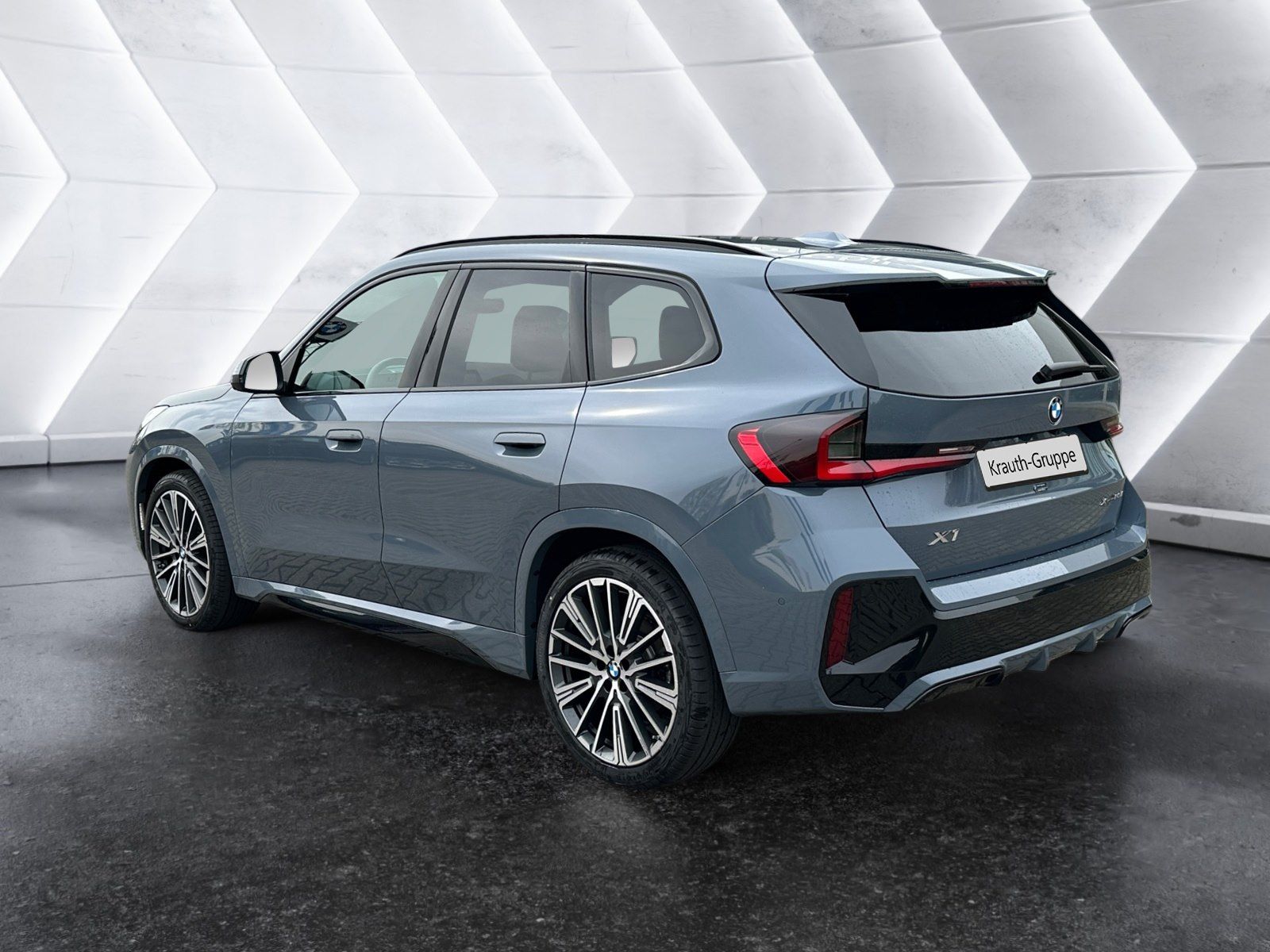 BMW X1 xDrive23i M Sport AHK Pano Driv. AssistPro foto 3