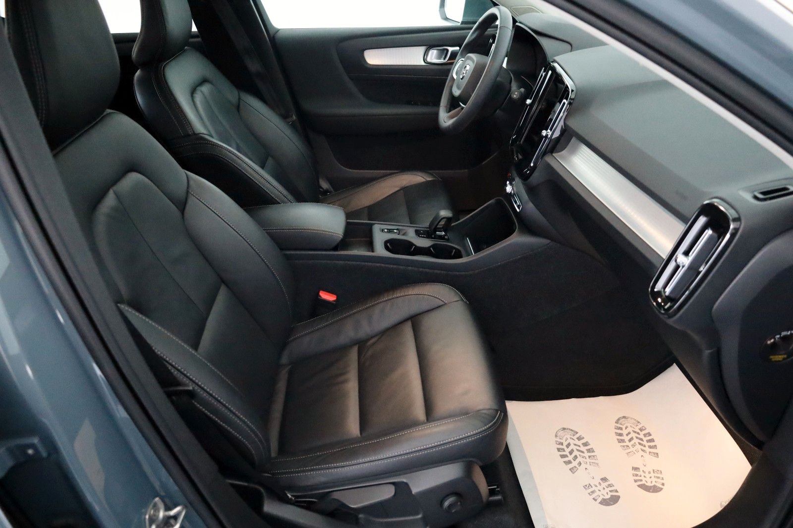 Fahrzeugabbildung Volvo XC40 T5 Inscription,Leder,Navi,SH,Kamera,ACC