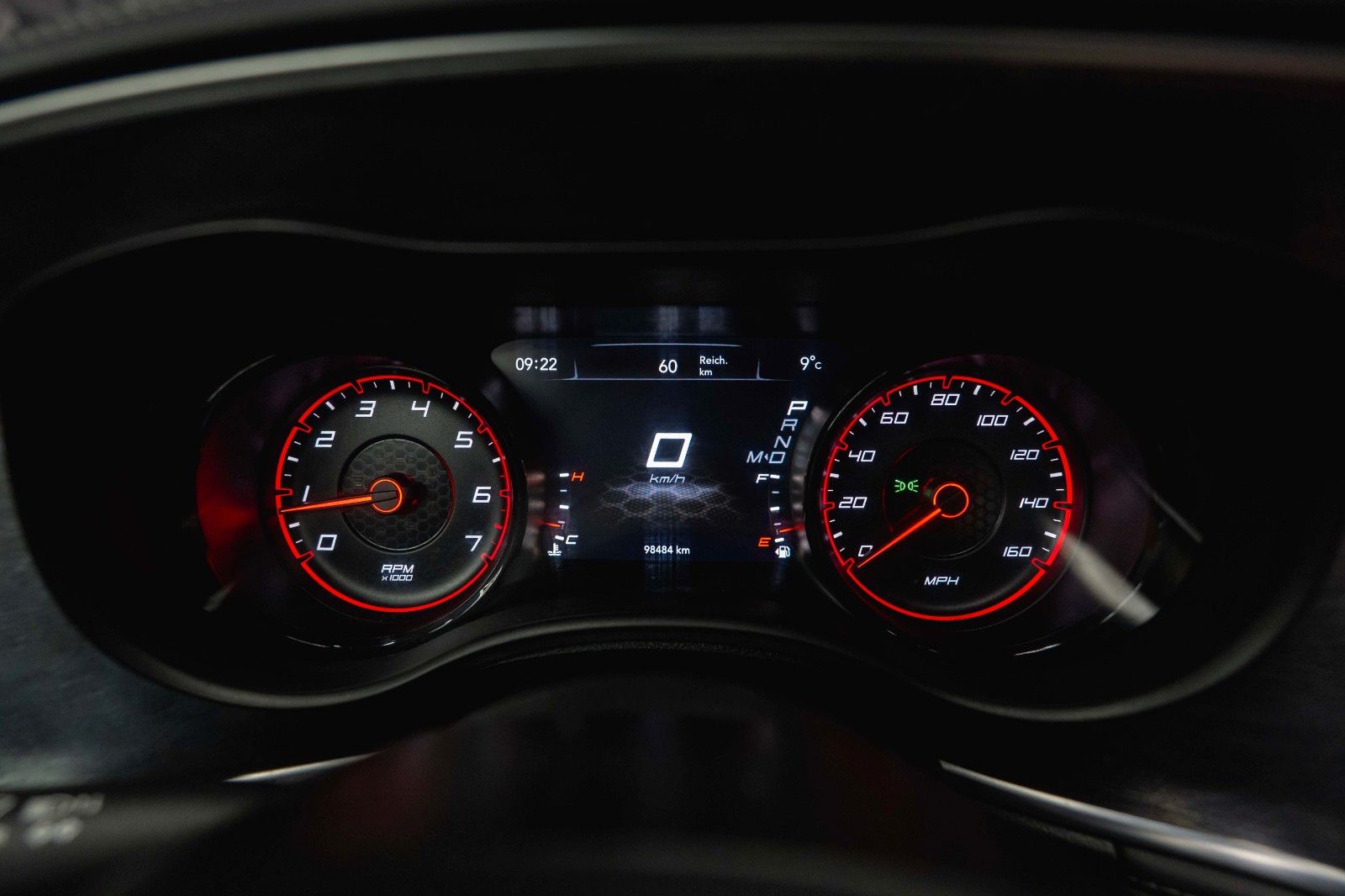 Fahrzeugabbildung Dodge Charger 5.7 V8 HEMI R/T DAYTONA Performance