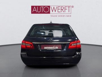 Mercedes E 220 - 5
