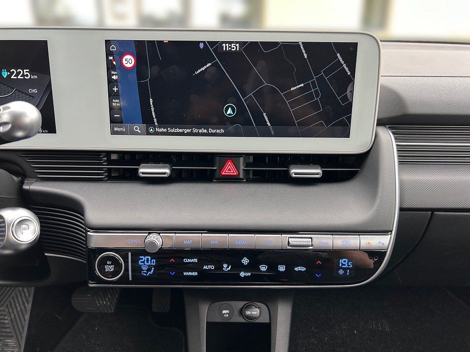 Fahrzeugabbildung Hyundai IONIQ 5 58kWh BASIS EFFI-P 1HD GARANTIE NAV+LED+