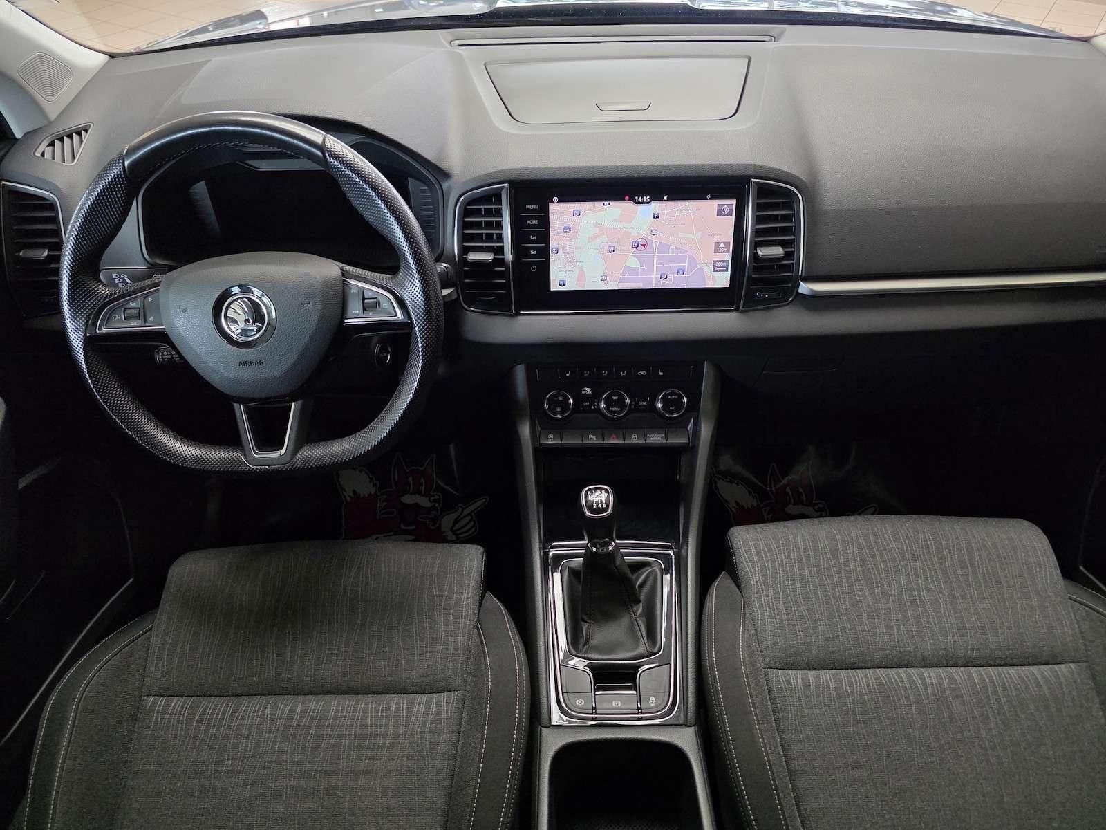 Fahrzeugabbildung SKODA Karoq 2.0 TDI/LED/Nav/Virtual/Memory/ACC/VZE/...