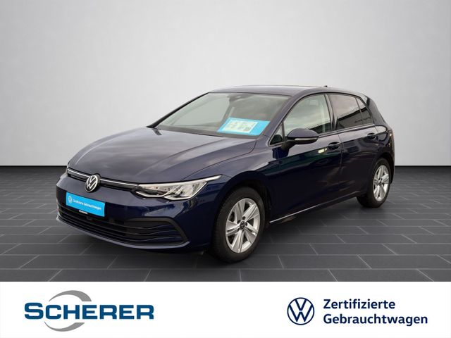 Volkswagen Golf VIII 1.5 TSI NAVI PDC SHZ