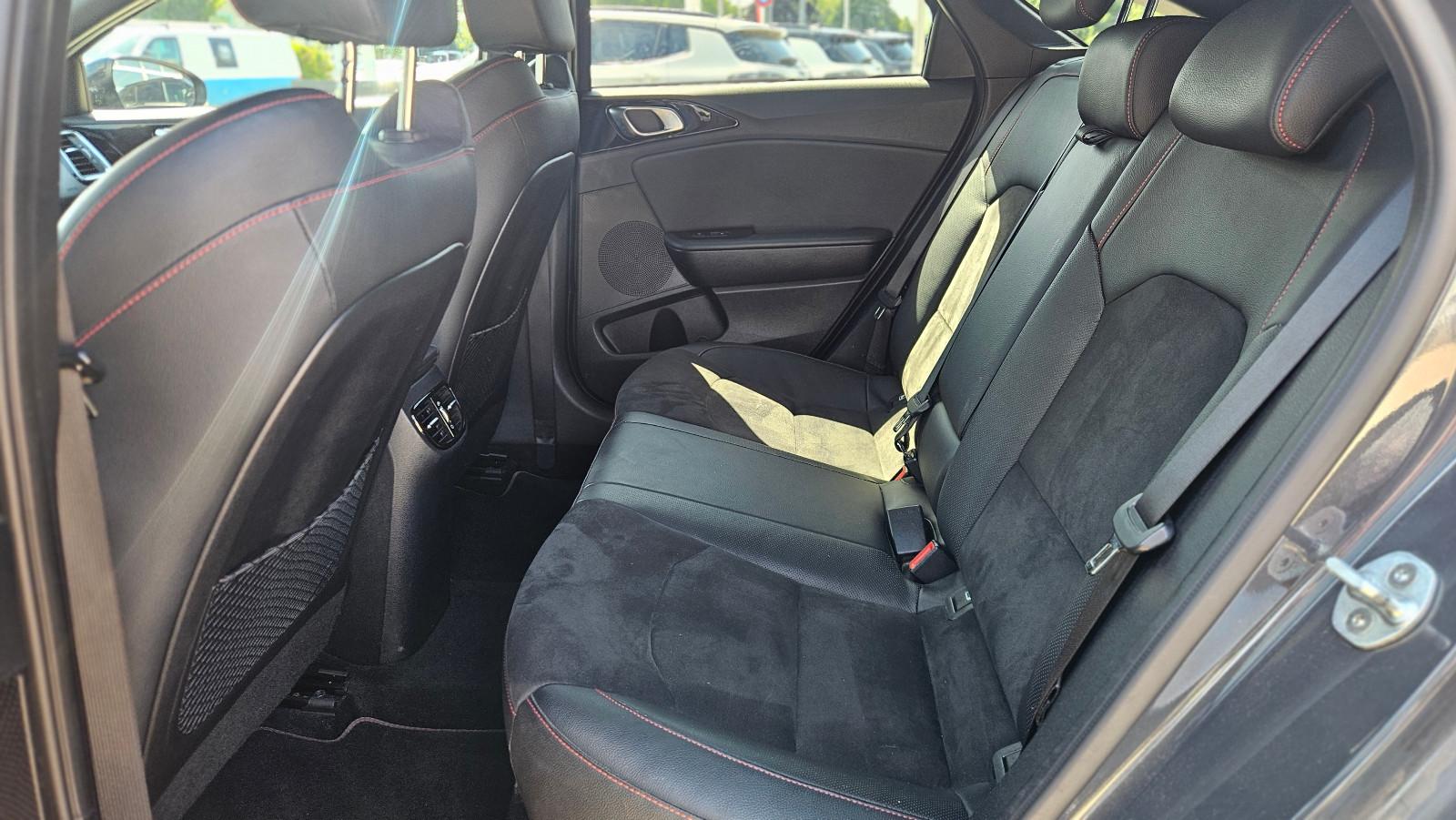Kia ProCeed GT Black edt. LED Navi Scheckheft gepfle