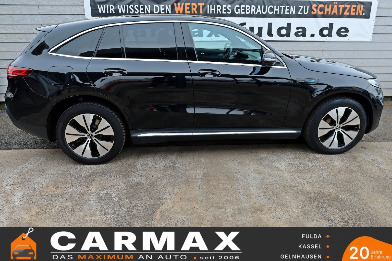 Fahrzeugabbildung Mercedes-Benz EQC 400 4Matic,Leder,Navi,LED,SH,Kamera,AHK