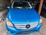 Mercedes-Benz Mercedes B CDI 180 CDI  101000 km 2013 06.27 - Mercedes-Benz 190 mit Diesel-Antrieb: Automatik