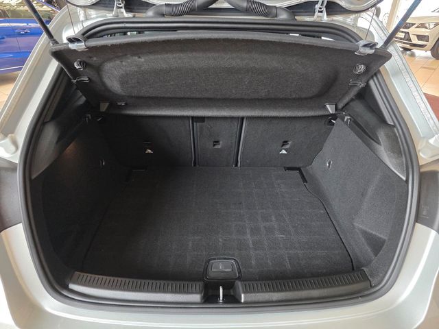 MERCEDES-BENZ A 200 — Foto 7
