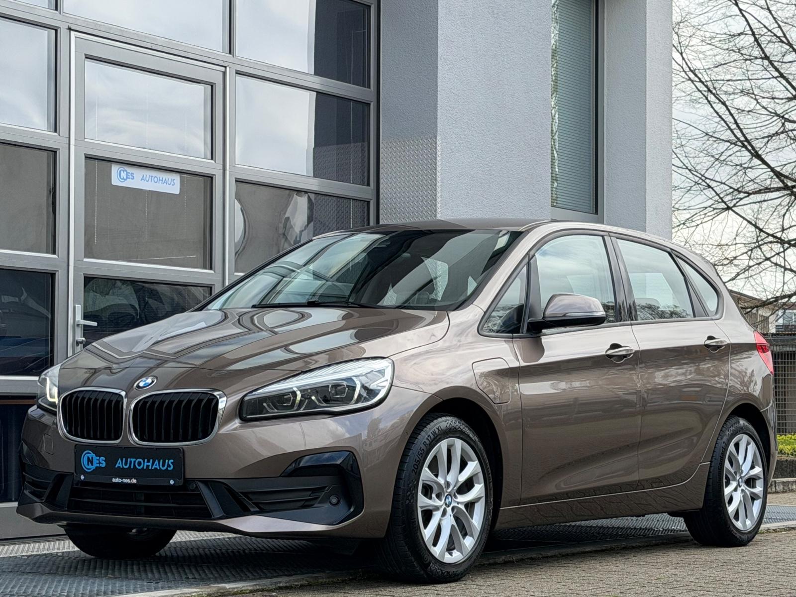 BMW 225XE ACC*HEAD UP*KAMERA*LED*HiFI*NAVI PROF*DA+