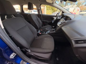 Ford Focus - 11