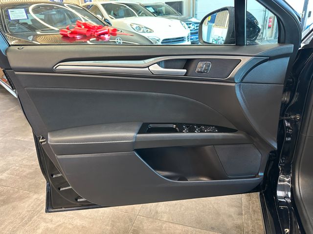 Ford Mondeo Turnier Titanium AWD *AHK*Kamera*Klima*BT