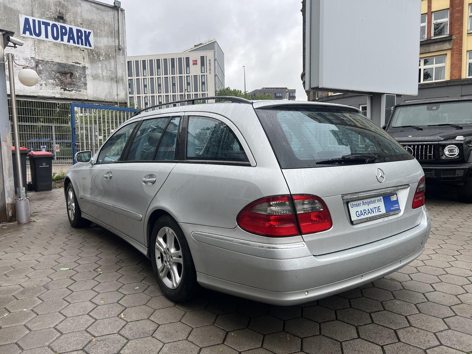 Mercedes-Benz E 220 CDI T BleuEfficiency Avantgarde*Tiptronic