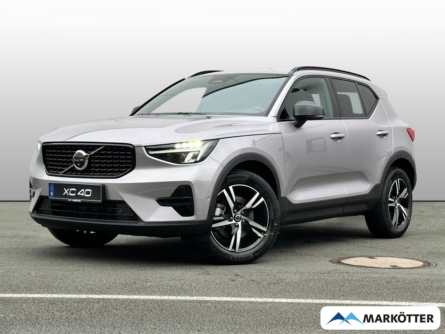 Volvo XC40 B3 Plus Dark/AHK/360°CAM/Privacy/
