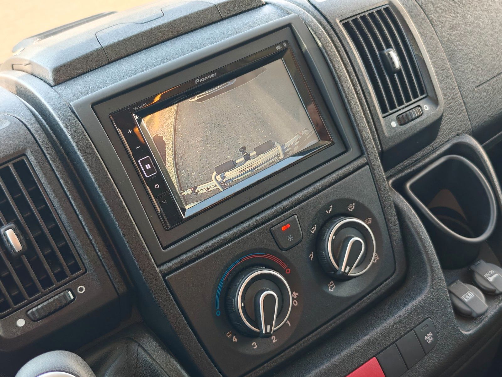 Fahrzeugabbildung XGO Dynamic 68 P - SAT, TV, Solar, Markise, Kamera -