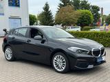 BMW 118 i 1 Lim. Advantage 1.Hand Garantie *Navi*LED - BMW 118 in Freiburg