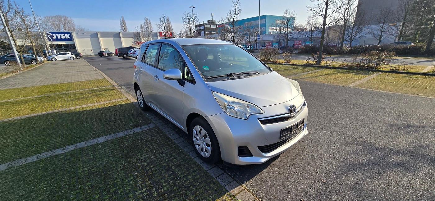 Toyota Verso-S 1,33-l-Dual-VVT Klima Neue-TÜV Euro 5