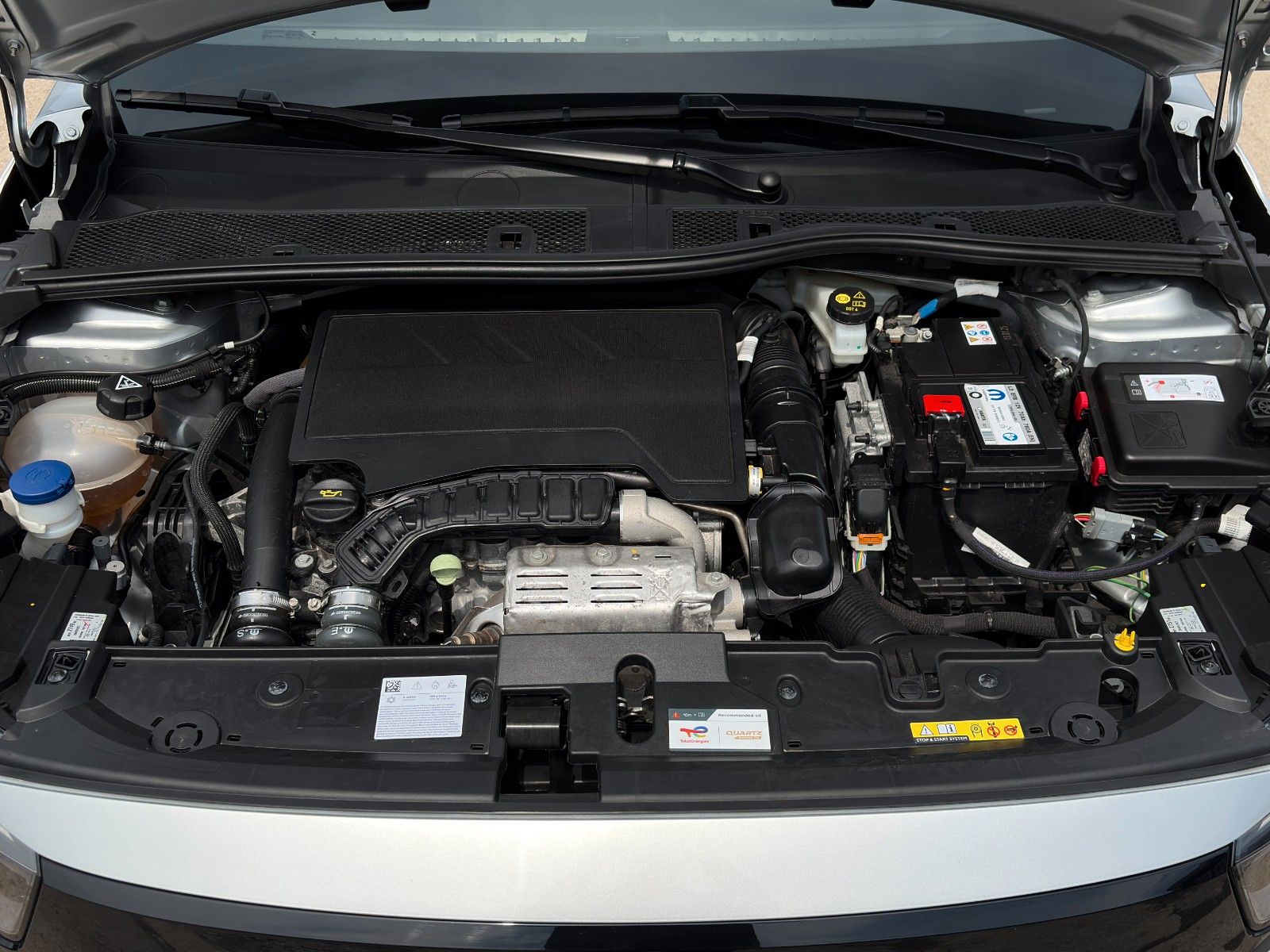 Fahrzeugabbildung Opel Corsa F GS 1.2 Turbo  CarPl. Temp. CAM LHZ LED